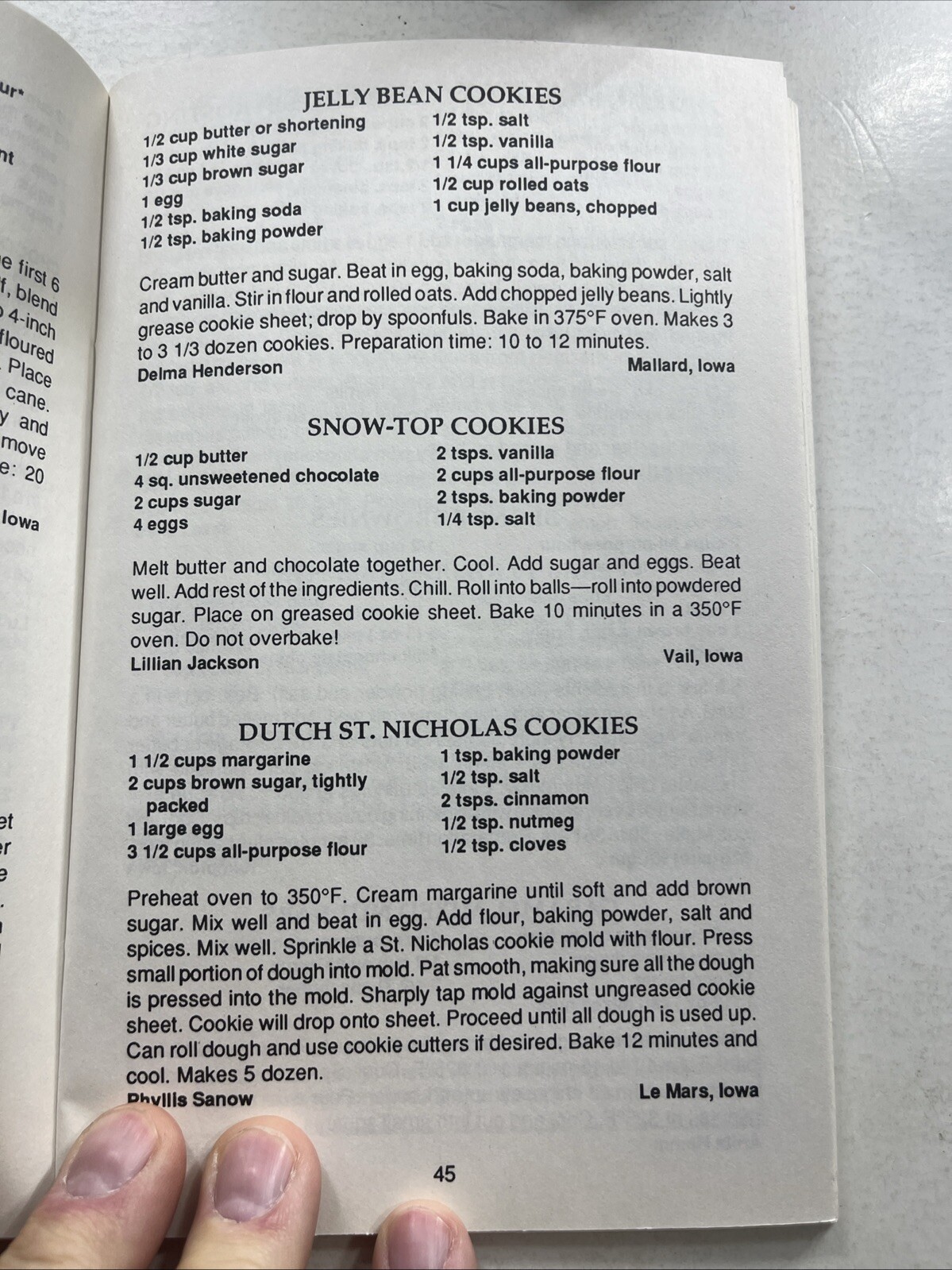 Iowa Holiday Cookbook Christmas ethnic Dutch Letters St. Nicholas cookie Vintage