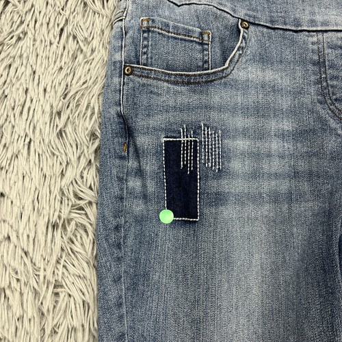 Westbound Pull On Jeans Womens 10 Denim Distressed Patchwork Hippie Boho Stretch - Picture 11 of 12