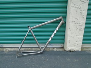 yeti arc titanium
