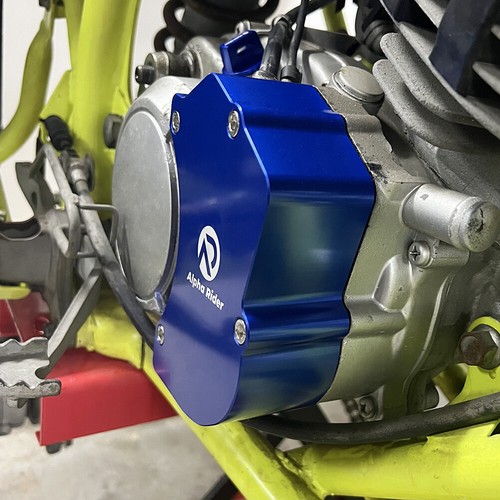 For Yamaha Blaster YFS 200 Billet Oil Pump Cover w/ Stainless Steel Bolts - Blue - Picture 5 of 12