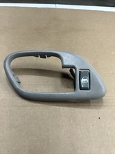 95-00 Chevy Suburban Tahoe GMC Yukon DRIVER Power Lock And Door Handle Bezel