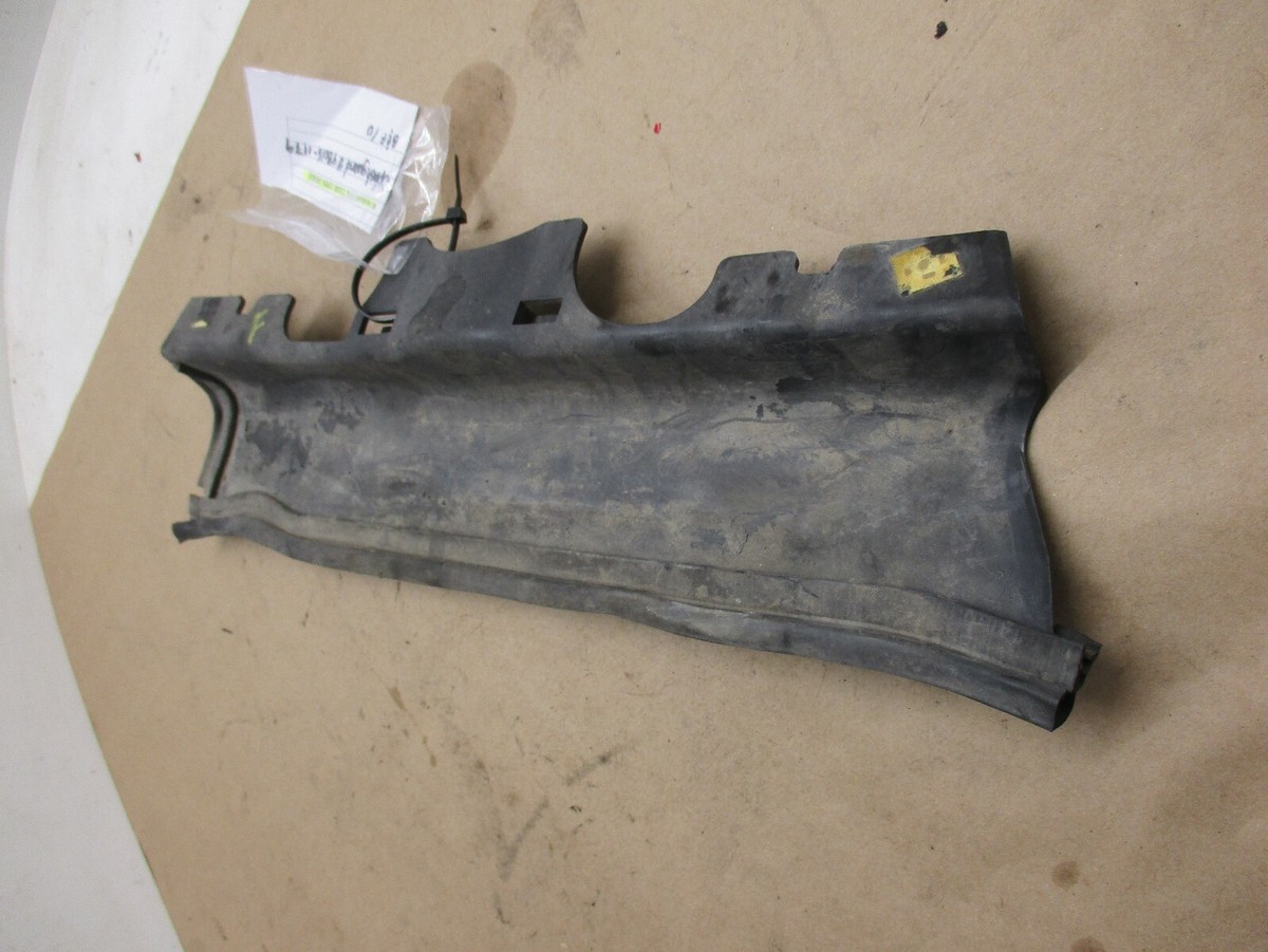 Kawasaki GPZ1100 1995 splash guard frame cover shield 48016-1179