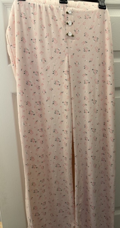 Strawberry Skye Women’s Pajama Bottom Sleep Pants XL NWT