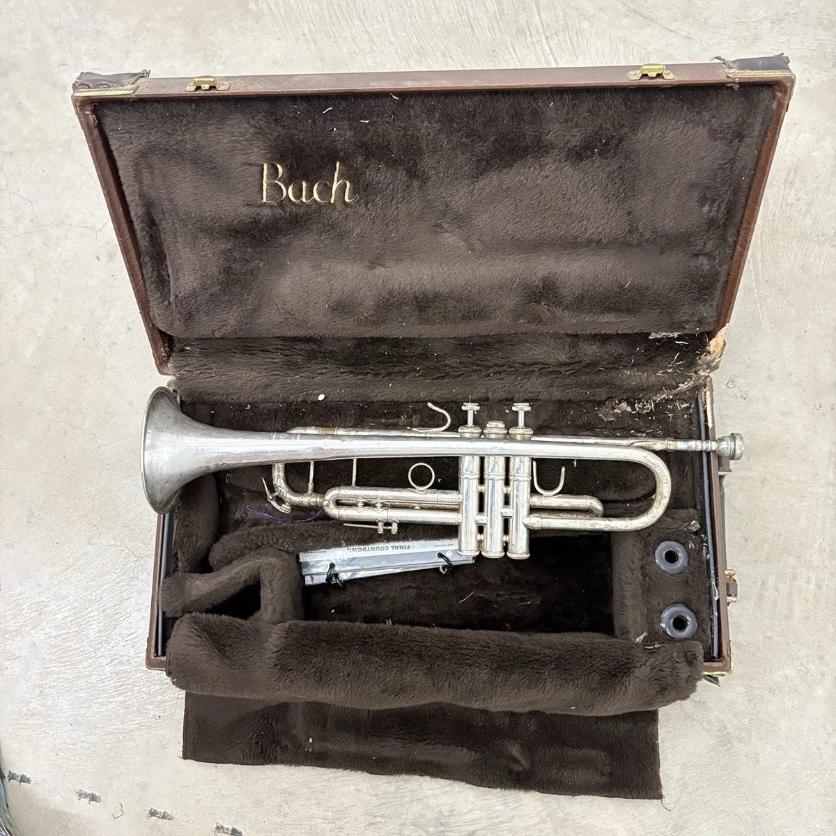Vincent Bach Stradivarius Model ハードケース付 bach stradivarius trumpet case products for sale | eBay