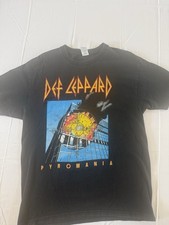 Def Lepard Pyromania T Shirt Size L