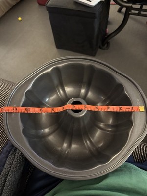 Wilton Fluted Bundt Cake Pan 12 Premium Non-Stick