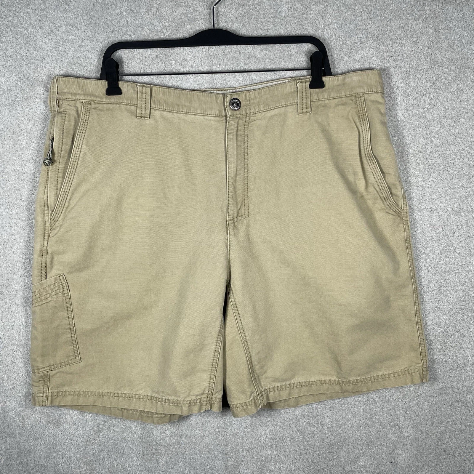 Columbia Shorts Mens 40 Tan Beige Pockets Cargo Pockets Hiking Utility Outdoors