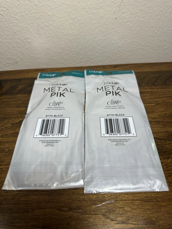 Peine elevador de cabello Titan Metal Pick Premium Collection negro 7751 X2 Foto 3 de 4