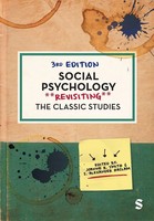 Social Psychology Revisiting The Classic Studies Joanne R. Smith (U. A.) Buch