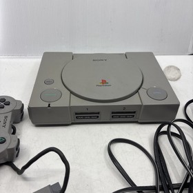 Sony PlayStation 1 PS1 SCPH-7501 Bundle &ndash; Console, DualShock Controller, Cables