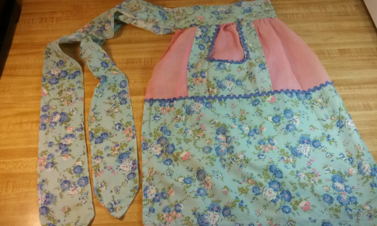 Vintage 1950s Half Apron Floral Prints | eBay display picture 1