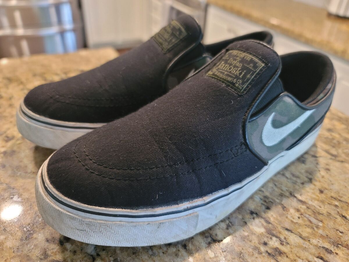 Nike SB Stefan Janoski Black Camo Canvas Slip On Sz. 5Y Nike SB Stefan Janoski Black Camo Canvas Slip On Sz. 5Y