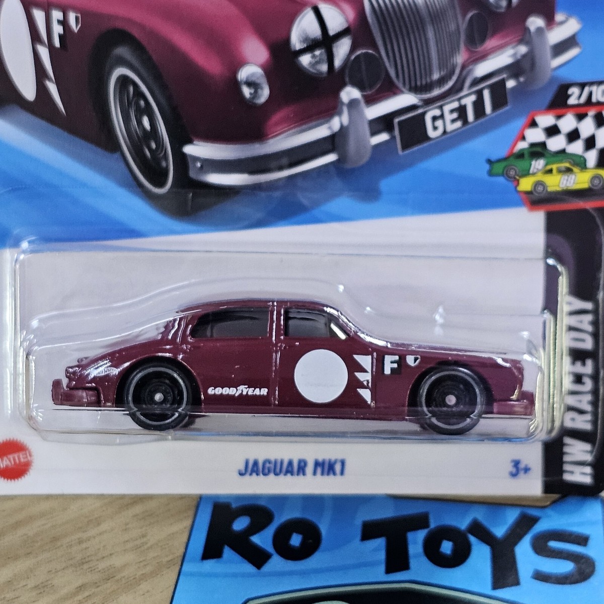 2025 HOTWHEELS JAGUAR MK1 MAROON HW RACE SERIES HOT WHEELS INT