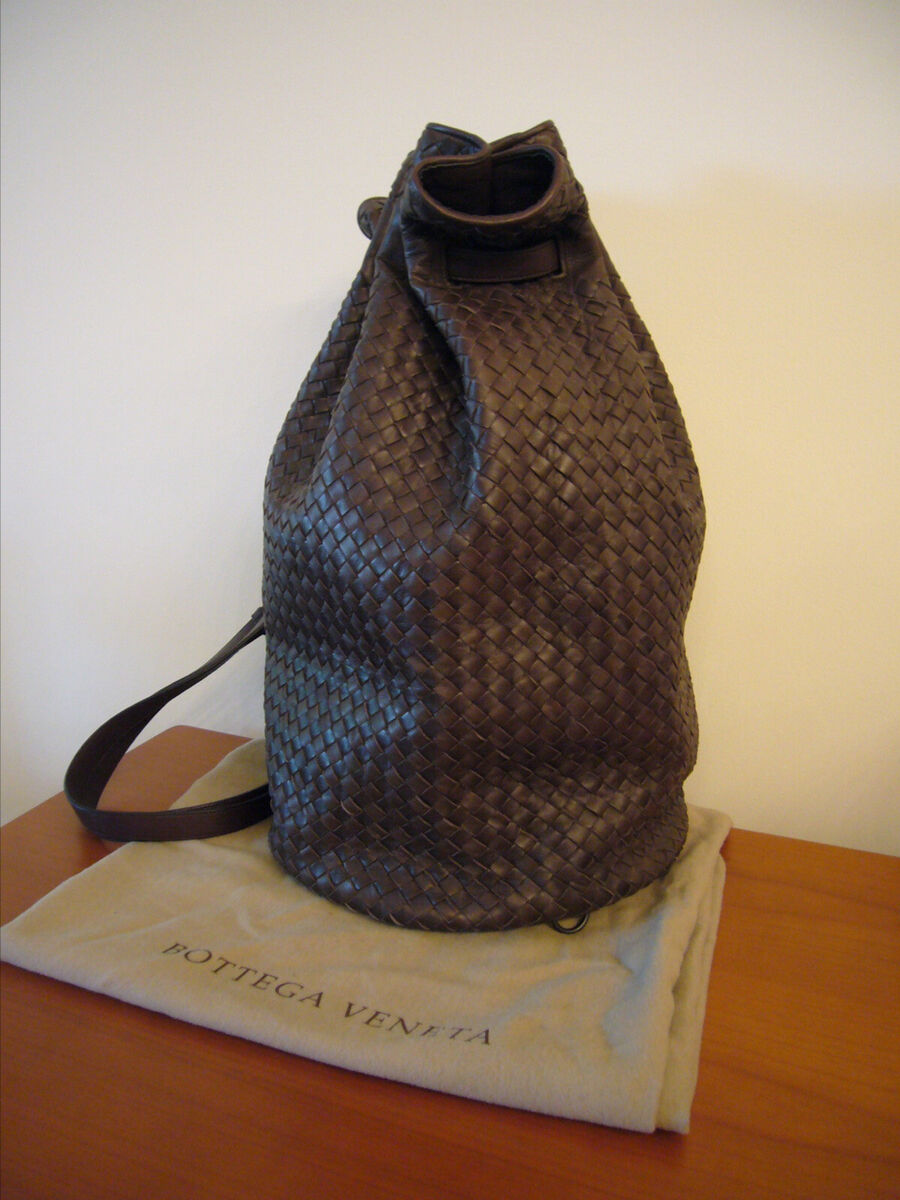 100% Auth BOTTEGA VENETA Unisex HUGE Woven Leather Brown 100% Auth BOTTEGA VENETA Unisex HUGE Woven Leather Brown