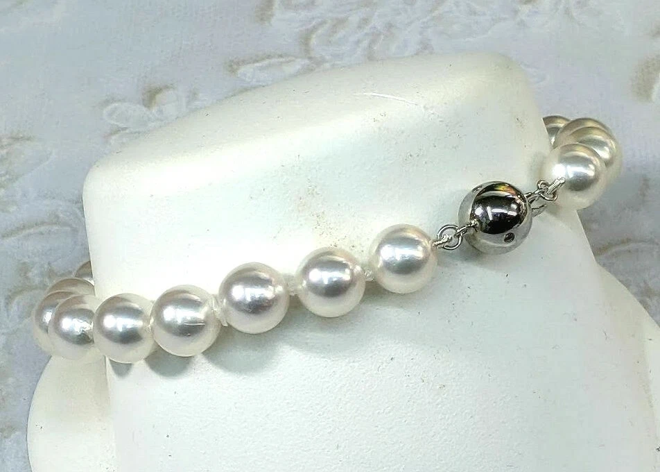 AAA 7.5-8MM Japanese Akoya Cultured Pearl Bracelet 14K Gold Diamond Clasp, 8" - Image 2 of 2