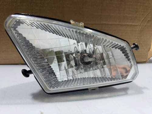 07 Polaris Sportsman 500, 700, 800 Right Headlight W/Bulb USED