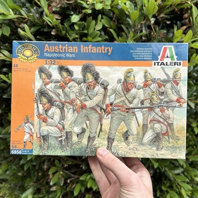 Italeri 54mm 1:32 Napoleonic Austrian Infantry #6856 - Sealed - RARE