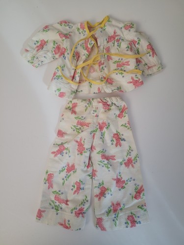Vintage Composition Strung 18" Doll + 36 Clothing Or Accessories Pieces READ - Picture 18 of 18