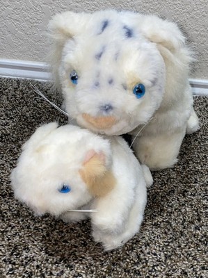 KUDDLE ME TOYS 14  White Tiger Mama With 7  Baby Cub