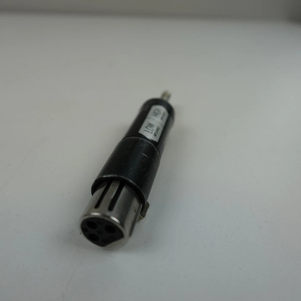 Adaptador transformador a juego de impedancia de micrófono Audio-Technica CP8201 1/4 pulgada Foto 3 de 4