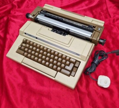 Smith Corona B 720 ELEKTRISCHE SCHREIBMASCHINE Vintage Sammler Schreibwerkzeug 