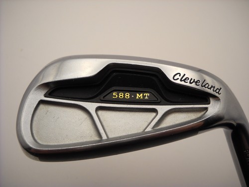 Cleveland 588 MT - D (gap wedge)