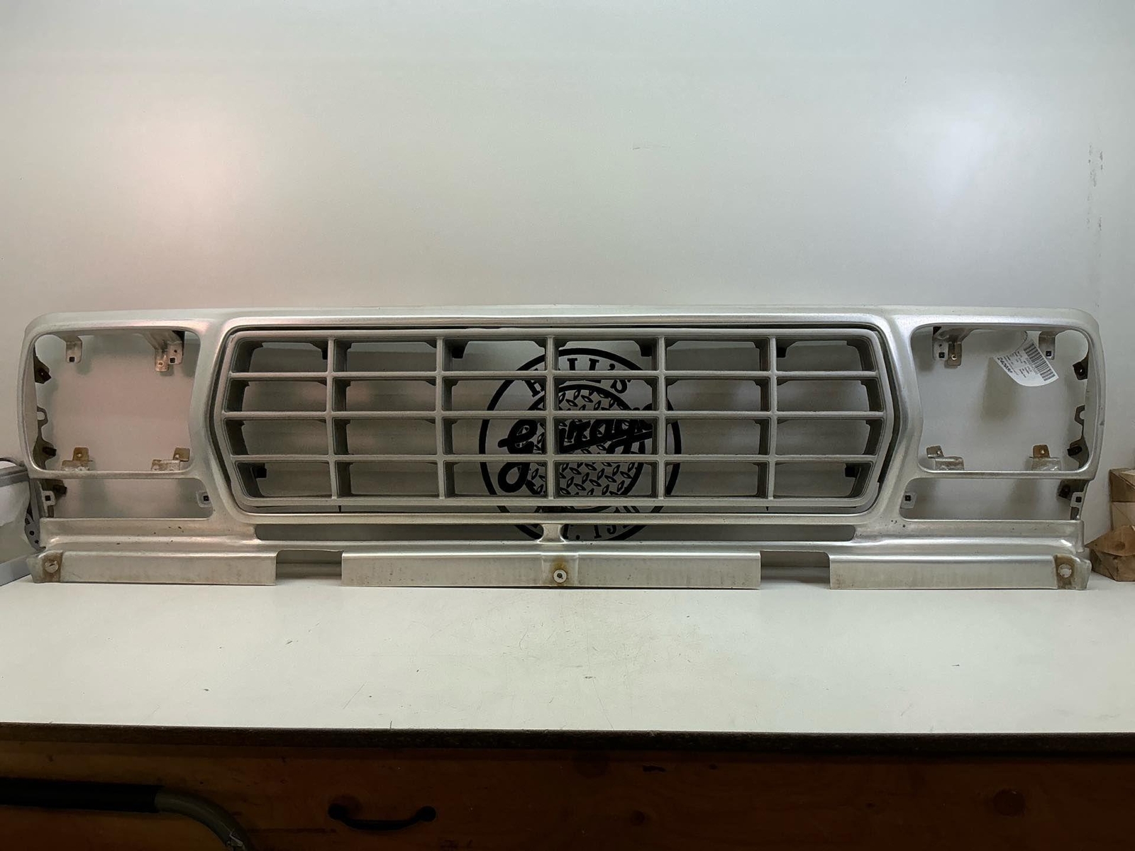 FORD F100 Pickup Grille Replacement 1978 1979 Model