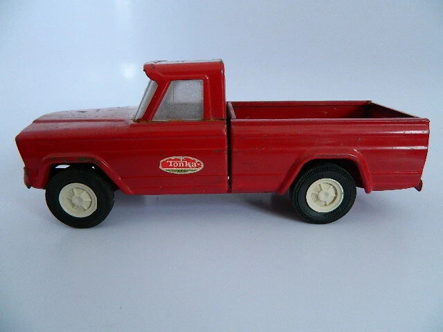 Red tonka store pickup truck