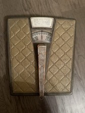 Detecto Auto Zero Bathroom Scale Vintage Mid-Century, Retro Gold