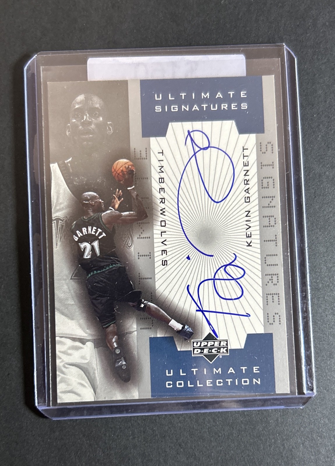 2001-02 Upper Deck Ultimate Collection - Ultimate Signatures Kevin Garnett #KG-A