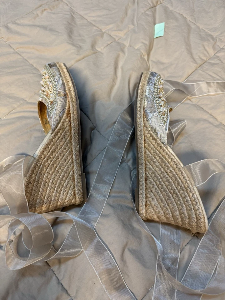 De Colección Arizona Tacones de Cuña Embellecidos 8.5 Cintas Cuentas Doradas Alpargata Y2K Boho Foto 3 de 4