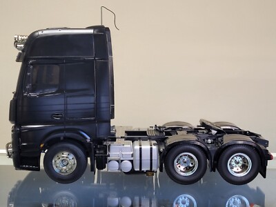 タミヤC C01 Tamiya R/C 1/14 Mercedes Benz Actros 3363 Gigaspace Semi