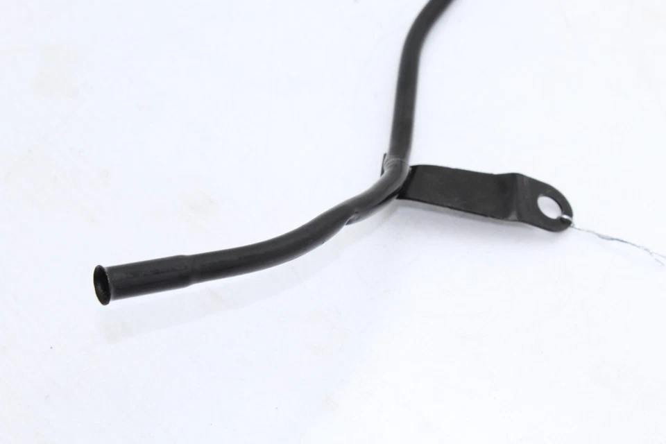 10-15 CHEVROLET CAMARO SS ENGINE OIL DIPSTICK TUBE Q2468 - Image 2 of 4