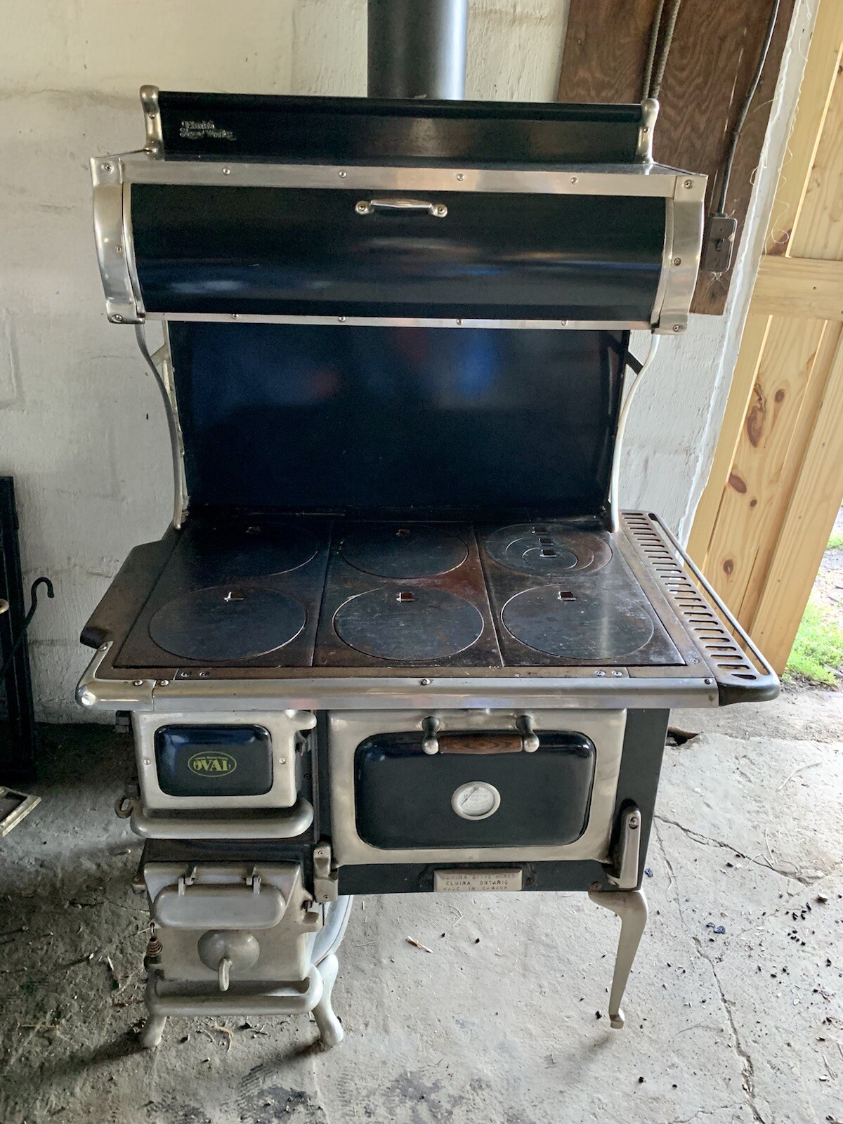 Elmira Oval wood cookstove | Inox Wind