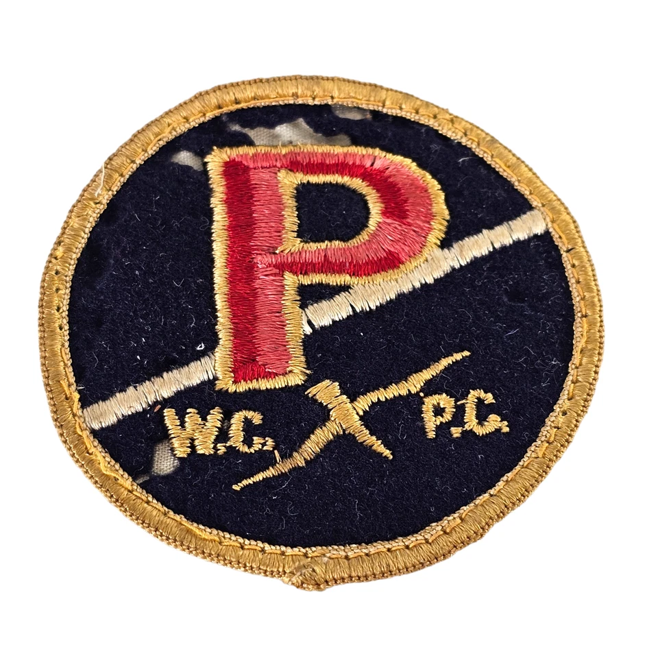 VTG 1970s WC & PC Playland Employee Patches Pair Round Fabric Blue Red Gold - Image 3 of 4