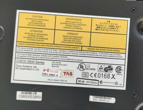 Router Cisco 2600 Series - Foto 3 di 7