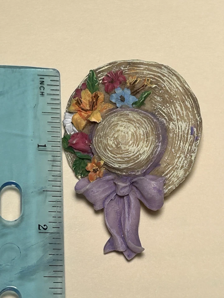  Sombrero gorro con flores y morado lazo pin/broche resina joyería  Foto 3 de 3
