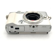 Olympus PEN E-P7 White Mirrorless Digital Camera Body MFT Micro 20.3MP Live MOS