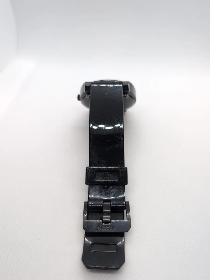 Reloj unisex NIXON Time Teller P negro rojo brillante para hombre mujer con batería nueva Foto 3 de 4