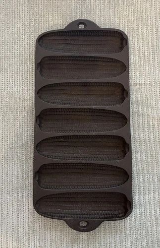 Vtg Wagner Ware 7 Corn Cob Stick Cornbread Cast Iron Pan Made In USA