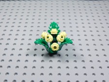 LEGO Green Shrub Bush Plant w/ Pastel Yellow Flowers Minifig AI