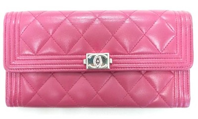 Matelass Boy CHANEL long wallet Model A80286 CHANEL from JAPAN