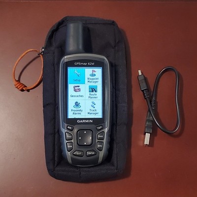 Garmin GPSMAP 62ST Handheld Hiking GPS Navigator w/ Case USB Cable
