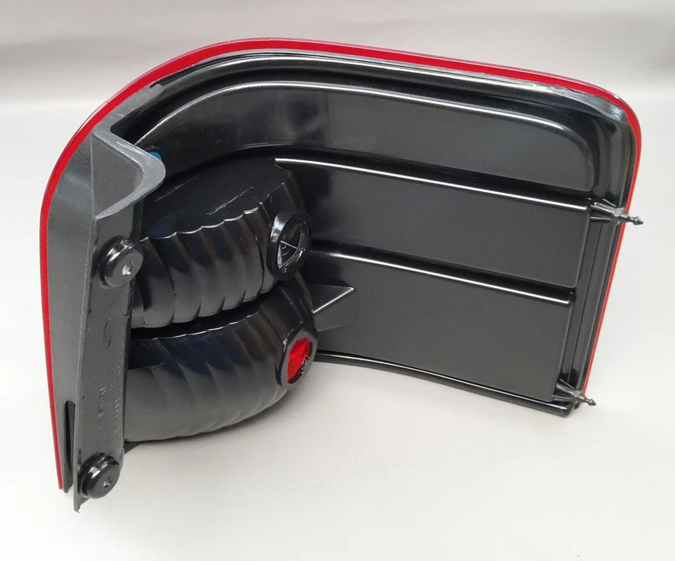 Luz Trasera Lateral Derecha Conductor Ford 6F9Z-13405-AA Original 05-07 Freestyle Foto 4 de 4