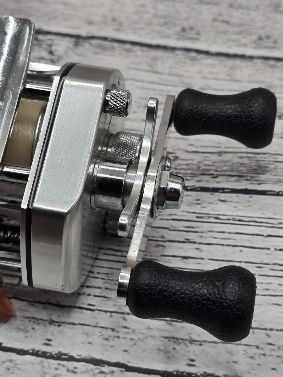 値下げしましたSHIMANO Bantam 100SG MAGCAST 超希少 Vintage Shimano Bantam Mag Model No. 100SG Bait Casting Reel