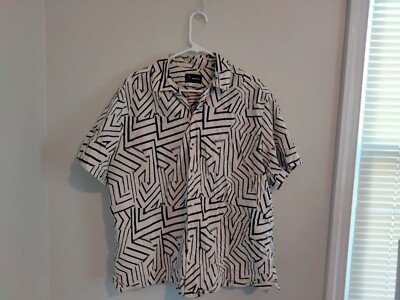 Dry Marker Zigzag Button Shirt For Summer Outing Fashion 