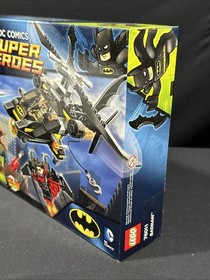 LEGO 76011 DC Comics Super Heroes Batman Man Bat Attack