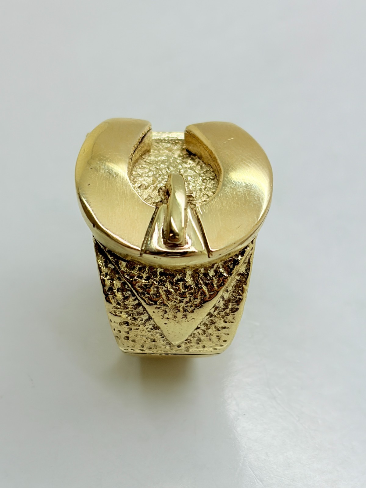 9ct Yellow Solid Gold Buckle Ring - image 4