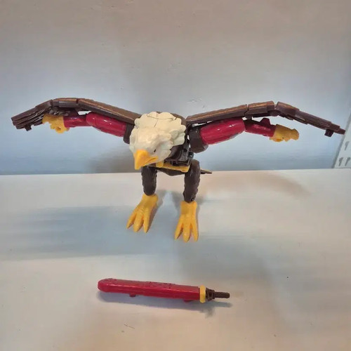 Hello Carbot Eagle Hider Toy Robot