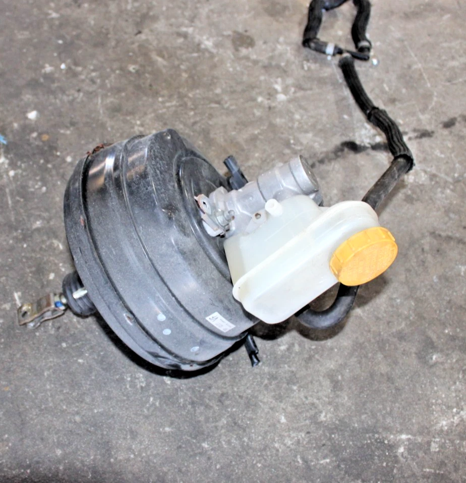 Оригинальный тормозной усилитель 2015-2021 SUBARU WRX STI с главным цилиндром 26402VA010 - Изображение 2 из 4